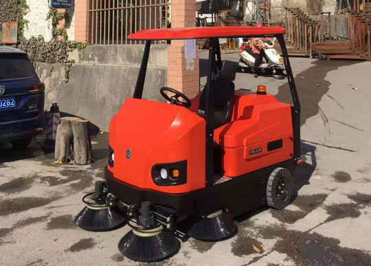 工業(yè)掃地機哪家好