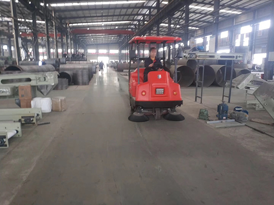 駕駛式掃地機(jī)哪個(gè)牌子好