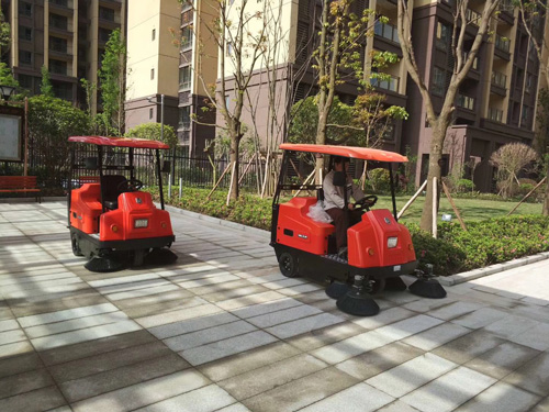 物業(yè)掃地機(jī)器哪個(gè)牌子好？選擇時(shí)注意這幾點(diǎn)