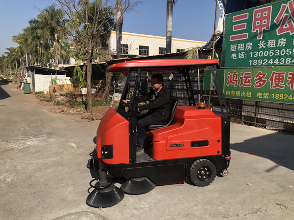 初次使用工廠掃地車，這6點需要特別注意