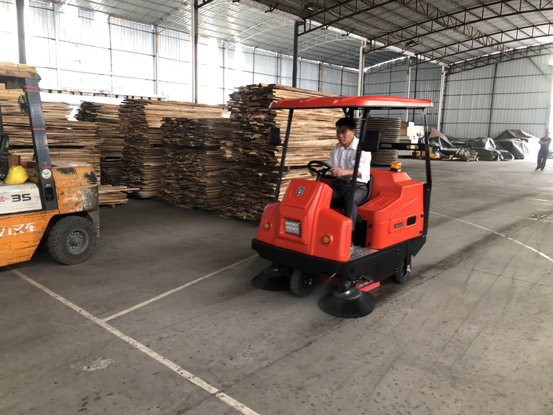 掃地車價(jià)格區(qū)間一般在多少